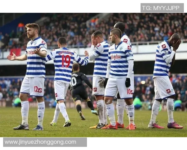 女王巡游对阵赫尔城的精彩较量与战术分析 女王巡游对阵赫尔城的精彩较量与战术分析