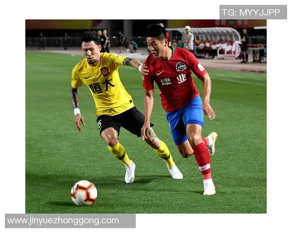 恒大与河南建业激战回顾精彩瞬间集锦展现足球魅力与激情对决