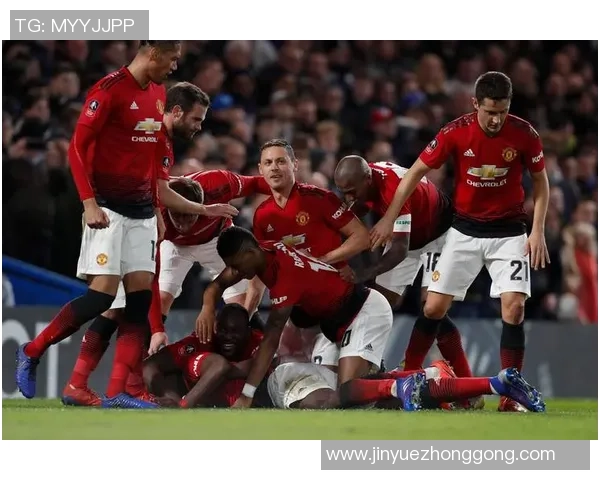 曼城与曼联巅峰对决直播现场全程回顾与精彩瞬间分享