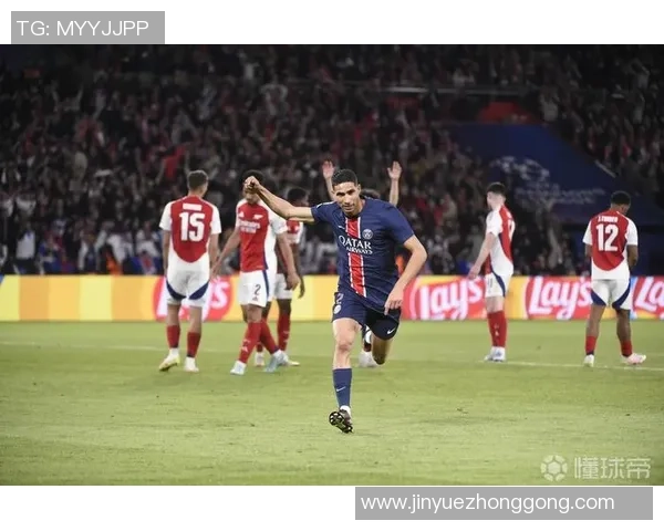 阿什拉夫与拜仁的巅峰对决谁能在欧冠赛场上笑到最后